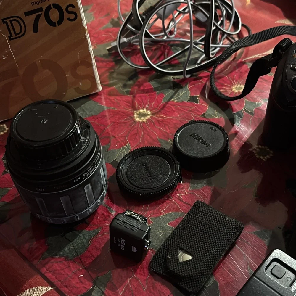 Digital camera Nikon - Picture 4 of 7